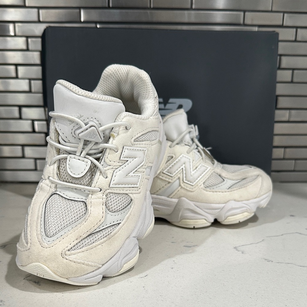 New Balance Kids Sneakers - White